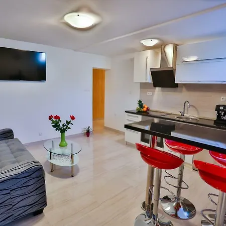 Apartment Luxury M&n In - Free Parking