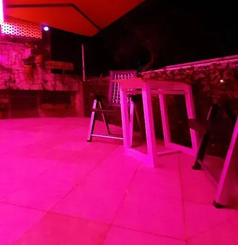 Luxury M&n In - Free Parking * Split