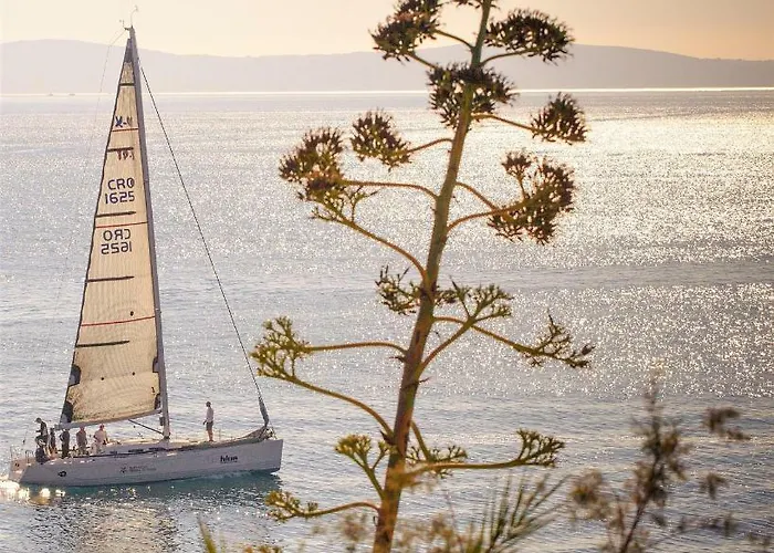 Apartment Luxury M&n In - Free Parking Split