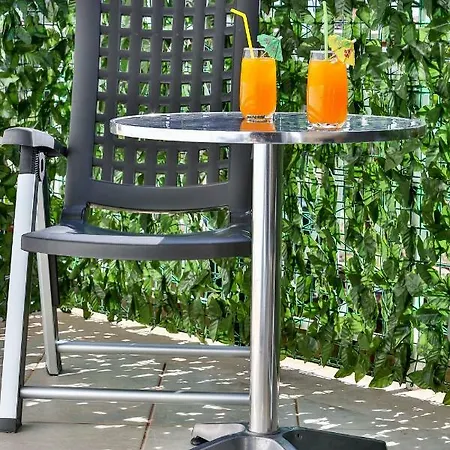 Luxury M&n In - Free Parking Lägenhet *